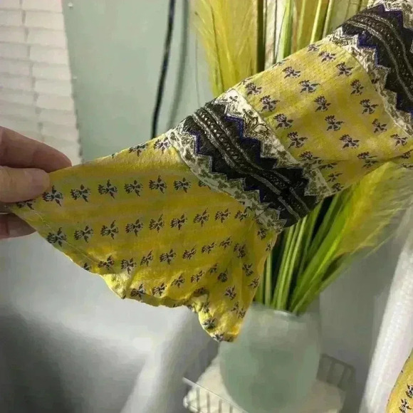 Free People But I Like It Women’s XS Ivory Embroidered Crop Tunic 3/4 Sleeve Top - Picture 5 of 12